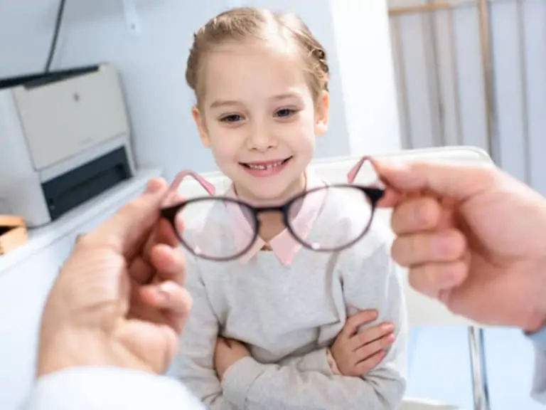 Очни проблеми при деца с коронавирус – ново проучване