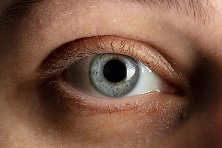 Цвят на очите – какво подсказва за здравето?