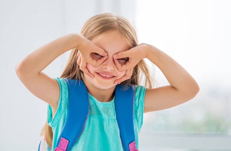 Как да разберем, дали детето има нужда от очила?