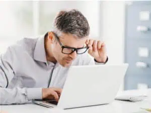 възрастова макулна дегенерация